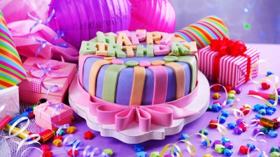 Birthday-Cake-With-Gifts-4k-Wallpaper-1280x720.jpg