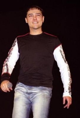 xOjqrrTSaI4.jpg