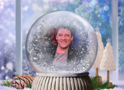 funny.pho.to_snow_globe_photo_frame.jpg